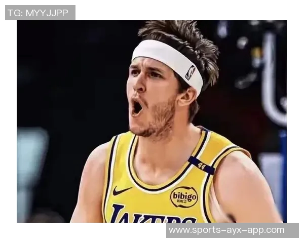 里夫斯闪耀湖人历史成就单场20次罚球新里程碑追平浓眉科比传奇 里夫斯闪耀湖人历史成就单场20次罚球新里程碑追平浓眉科比传奇