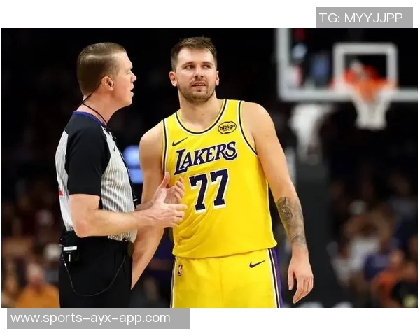 詹姆斯受伤引发的连锁反应东契奇MVP机会增大布朗尼或迎来上场时机